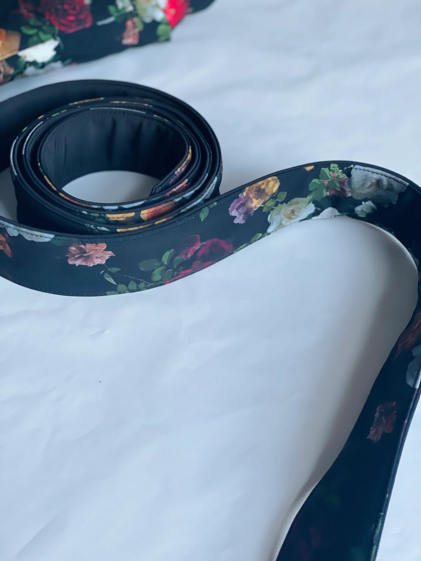 Belte til "Rose Garden" designerkåpe fra RainSisters