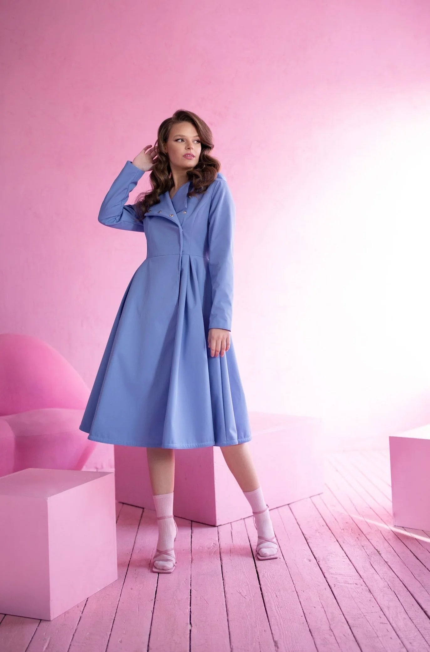 Dus blå trenchcoat med hette fra RainSisters | 'Blue Breeze'